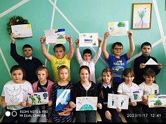 Школьники Воскресенского района начали отправлять письма поддержки на фронт