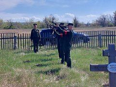 Вчера в селе Славянка похоронили бойца погибшего на Украине