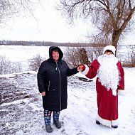 Новогодняя радость: жители села Усовка получили подарки от Деда Мороза и Снегурочки