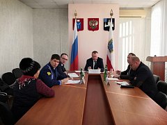 Федеральный инспектор по Саратовской области провёл приём граждан в администрации Воскресенского района
