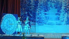 Волшебство на сцене: "Новогодний серпантин" в РДК вдохновил и зарядил праздничным настроением