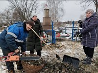 Благоустраиваем памятное  место