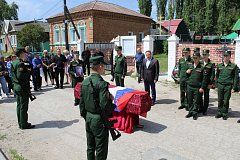 Сегодня в селе Воскресенское прошла траурная церемония прощания с воином погибшим на СВО