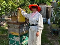 Пчеловод- медовая профессия!