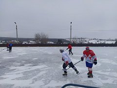 Состоялся товарищеский матч по хоккею между командами сёл Елшанка и Воскресенское
